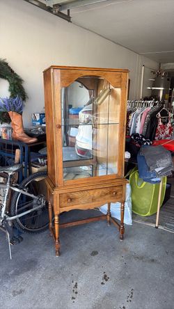 Vintage display cabinet from Italy