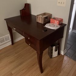 Medium Sized Desk
