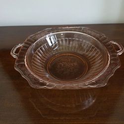 Pink Depression glass serving bowl in the Mayfair (Open Rose) pattern by Anchor Hocking