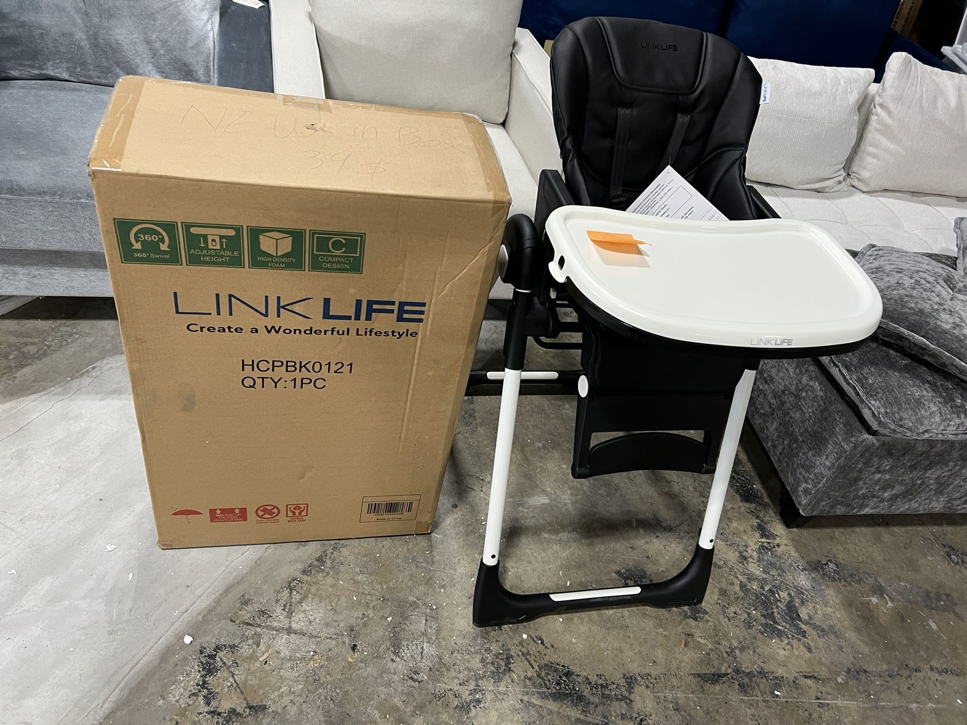 AAA plus liquidation 5555 Oakbrook Pkwy, #525 Norcross, GA 30093 we open 7 days 9:30-6:00 pm Sunday 11:00-6:00 Zelle or cash only all sale are fina