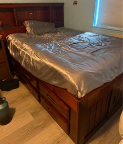 Full size frame with optional mattress