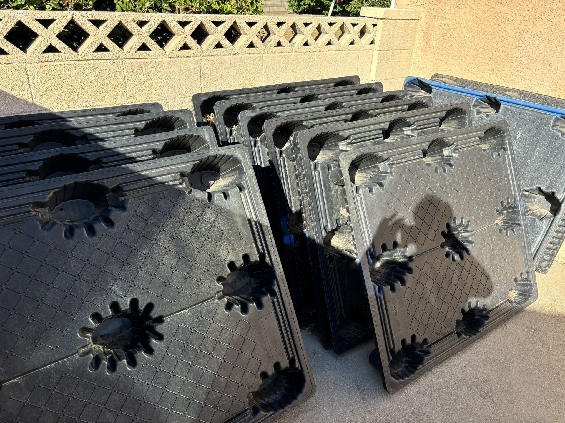 17 Pallets No Damage Good Condition
