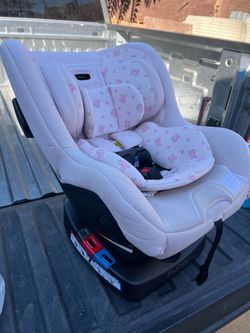 Nuna carseat