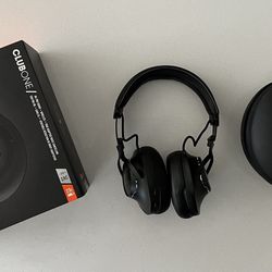 JBL Club One Bluetooth headphones [LIKE NEW]