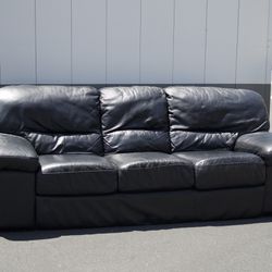 Palliser Top Grain Leather Couch tt
