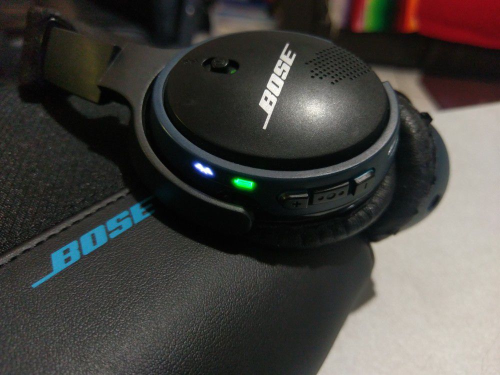 Bose SoundLink On-Ear Bluetooth Wireless Headphones
