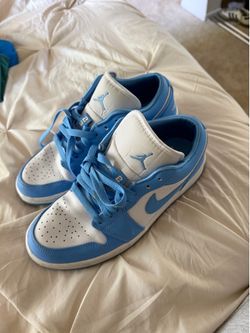 Women’s Jordan 1 low unc