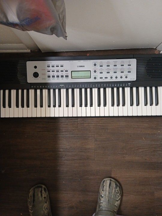 Yamaha Keyboard