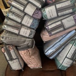 Brand New Duvet Covers With Two Pillow Case Set