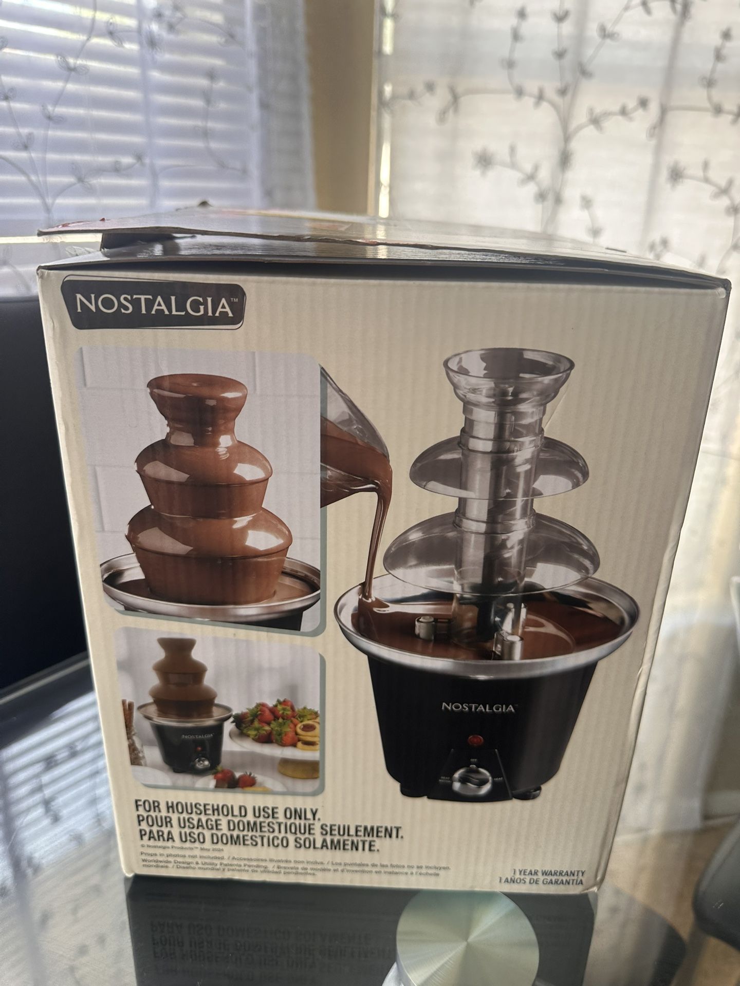 Nostalgia Chocolate Fountain New Box