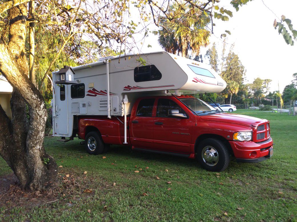 Camper and truck 04 Dodge diesel 5.9