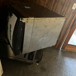 Drink Machine/Oven 