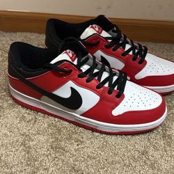 Nike SB Dunk Chicago Size 13