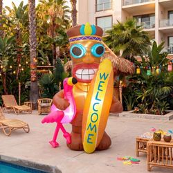 5’ Inflatable Tiki Man Welcome Decoration