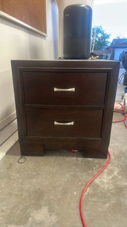 Night stand