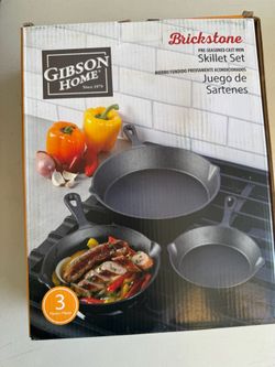 Cast iron skillet set