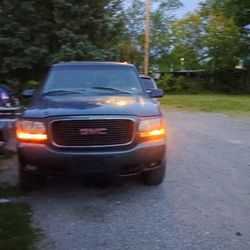 1999 GMC Yukon Denali 350 Block V8