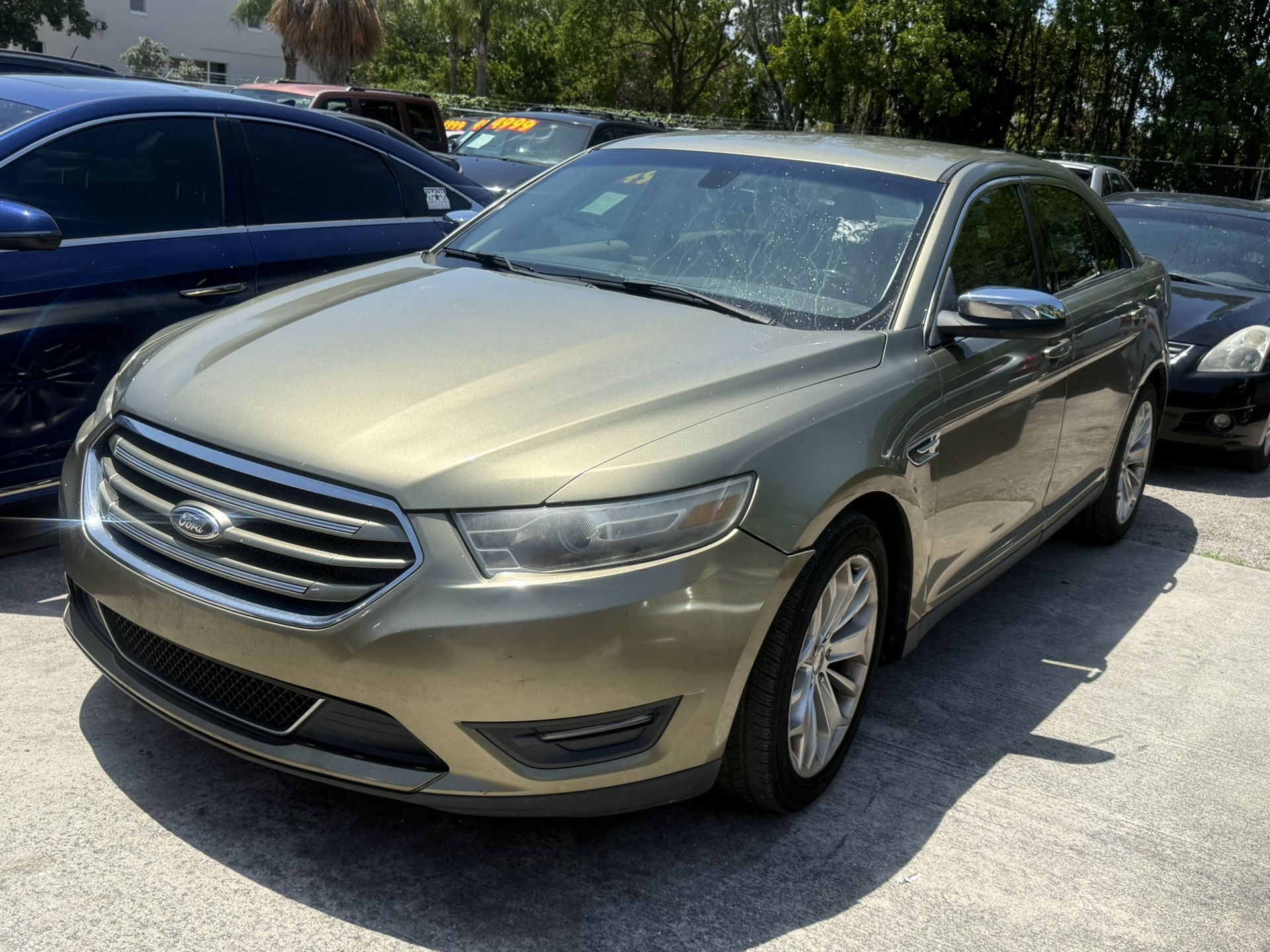 2013 Ford Taurus