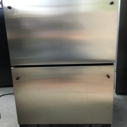 Monogram Stainless steel Built-In (Refrigerator) Model : ZIDS240NSS -  2798