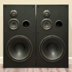 EXCELLENT KLH 9912B Tower Speaker Pair 3-Way Floor-Standing Loudspeaker