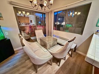Glass dining table w/ 4 chairs