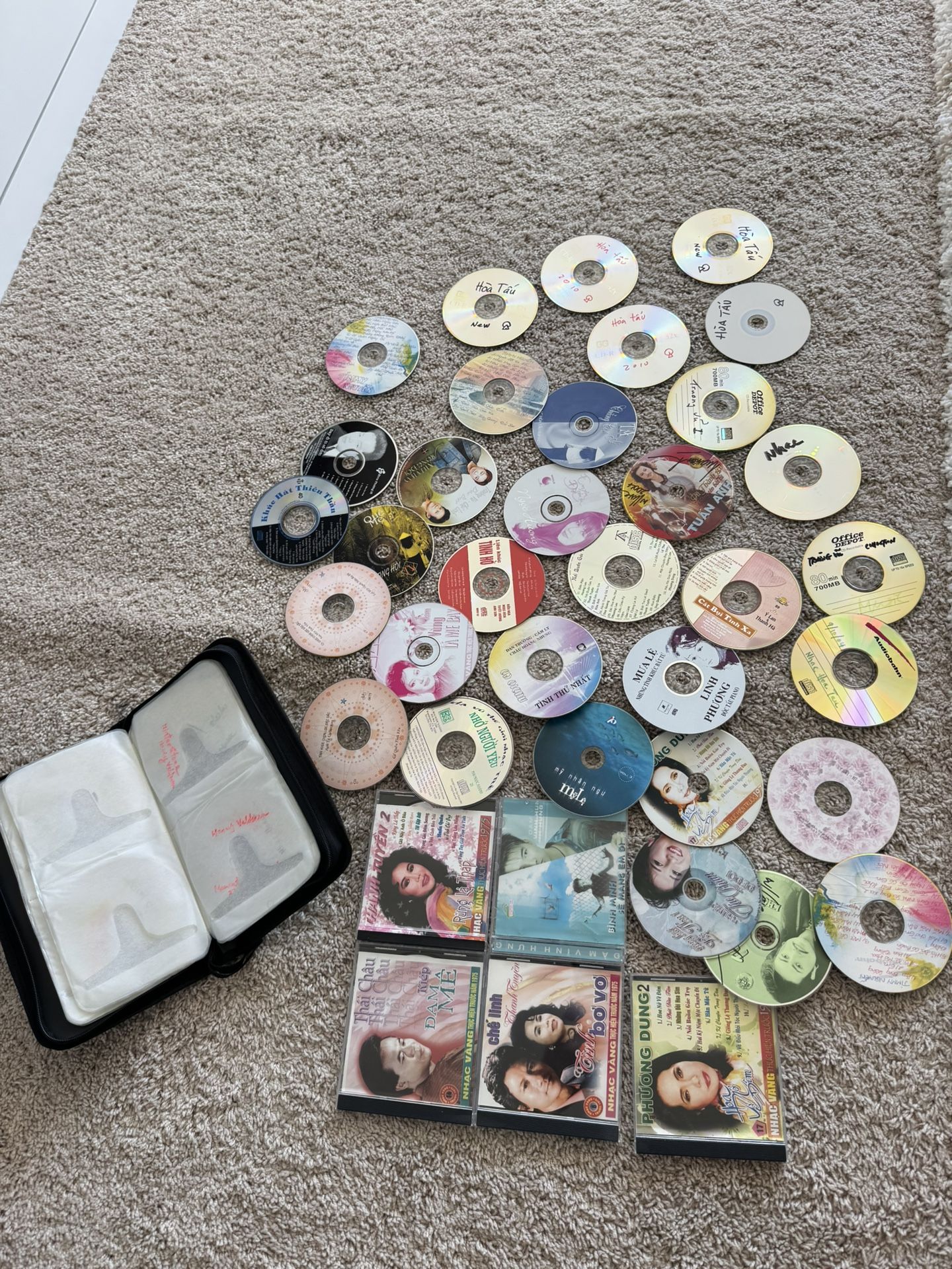 Lot of 29 Vietnamese Music CDs – Mixed Artists Collection 🎶