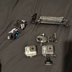 2 Go Pros