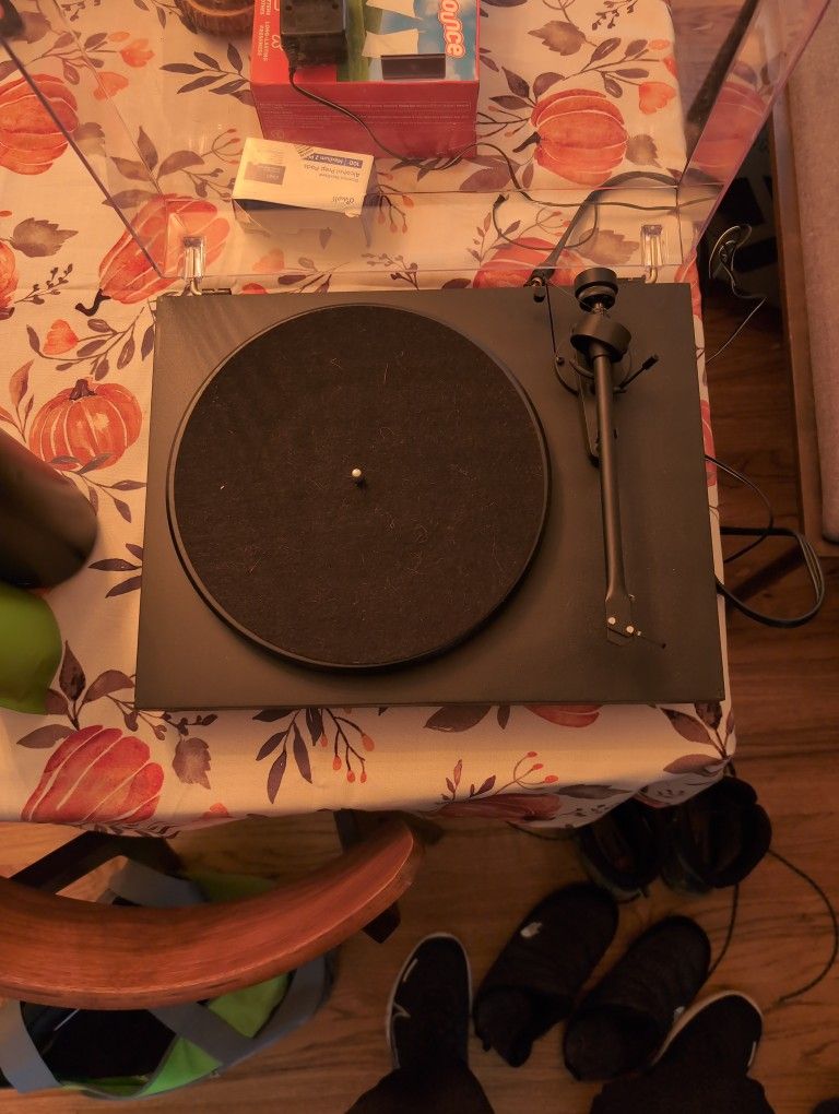 Pro-ject Debut III turntable 