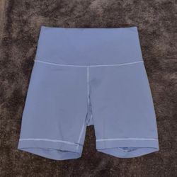 Lululemon Wunder Train Shorts 6” Size 6