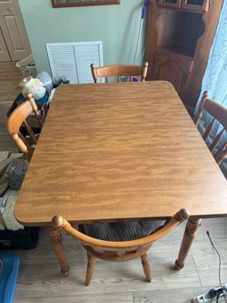 Dining room table 6 chairs