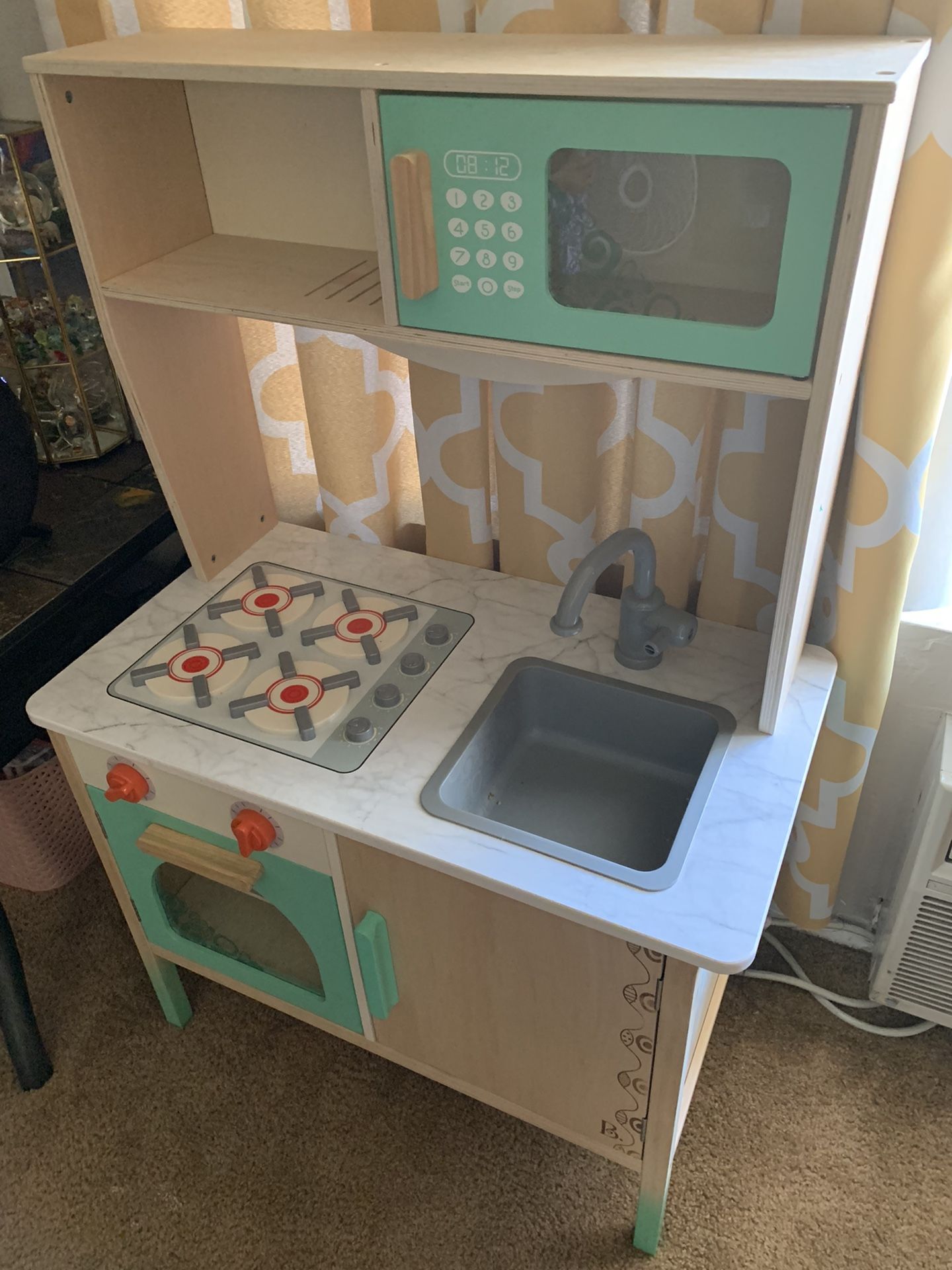 B. toys Wooden Play Kitchen - Mini Chef Kitchenette