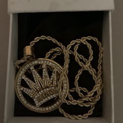 rope chain with pendant