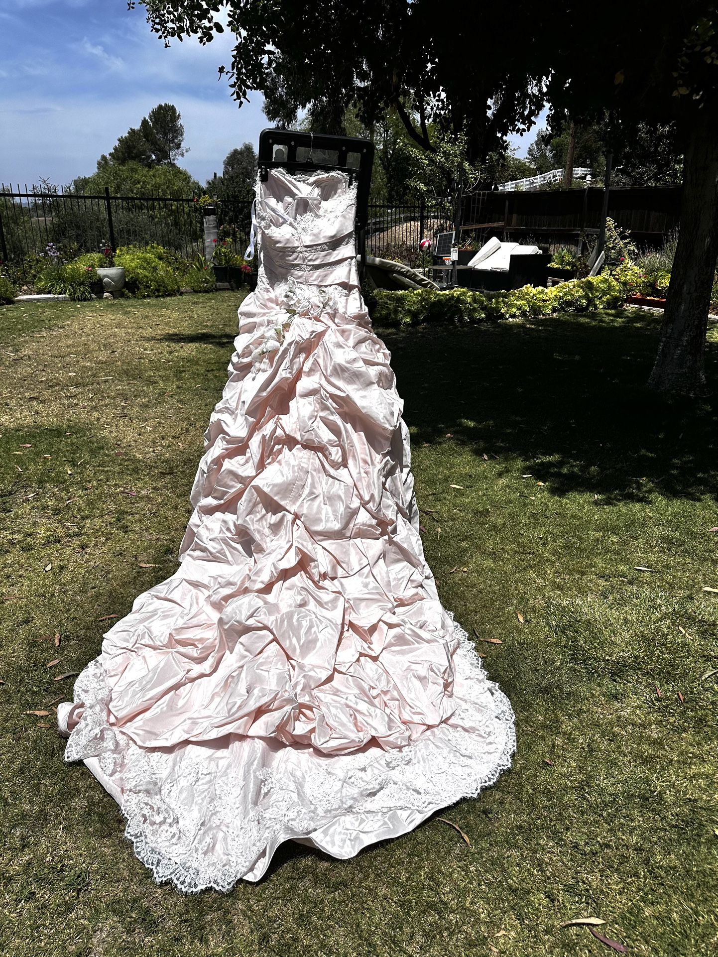 Brand New Wedding Dress Size 8-10