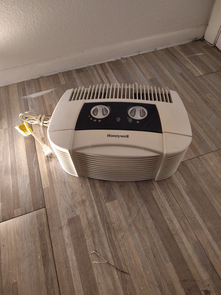 Honeywell Air Purifier & Air Conditioner