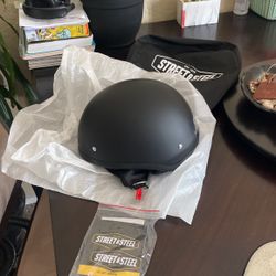 Street and Steel Motorcycle Helmet Large