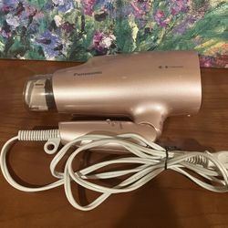 Panasonic EH-NA59 (Nanoe) hair dryer