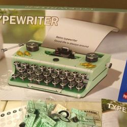 Retro Typewriter