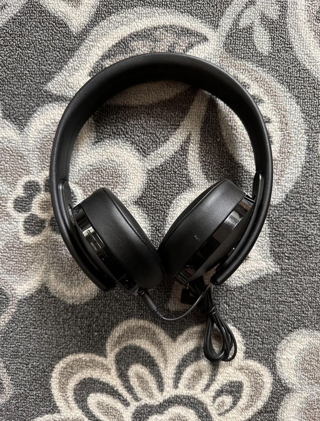 PlayStation Gold Wireless Headset (NO DONGLE/NO SOUND ON LEFT)