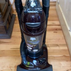 Dirt Devil Vision Turbo Vacuum Cleaner Pretty Much New Very Powerful 