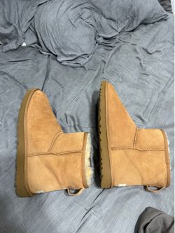 Men's Ugg size 11