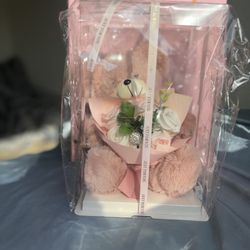 Big Teddy Bears With Bouquet Of Roses 