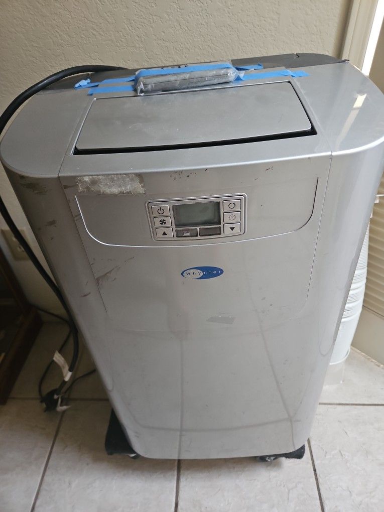 12000 BTU Portable Digital A/C Cools Large Room