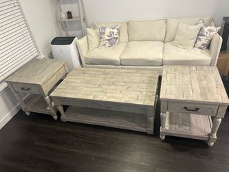 Rustic Farmhouse / Reclaimed Wood Coffee Table Set – 3 Piece – $550 OBO