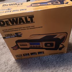 DEWALT Multi- CHARGER
