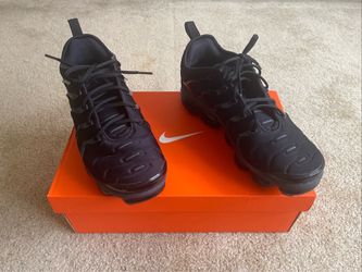 Nike Air VaporMax Plus Triple Black Sneakers