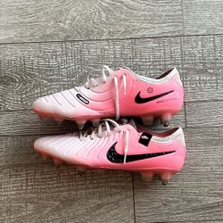 SOCCER CLEATS