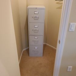 4 Drawer Metal Filing cabinet