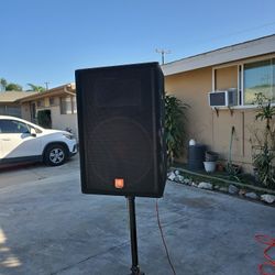 JBL Speakers 15 Inch. Sound Factor