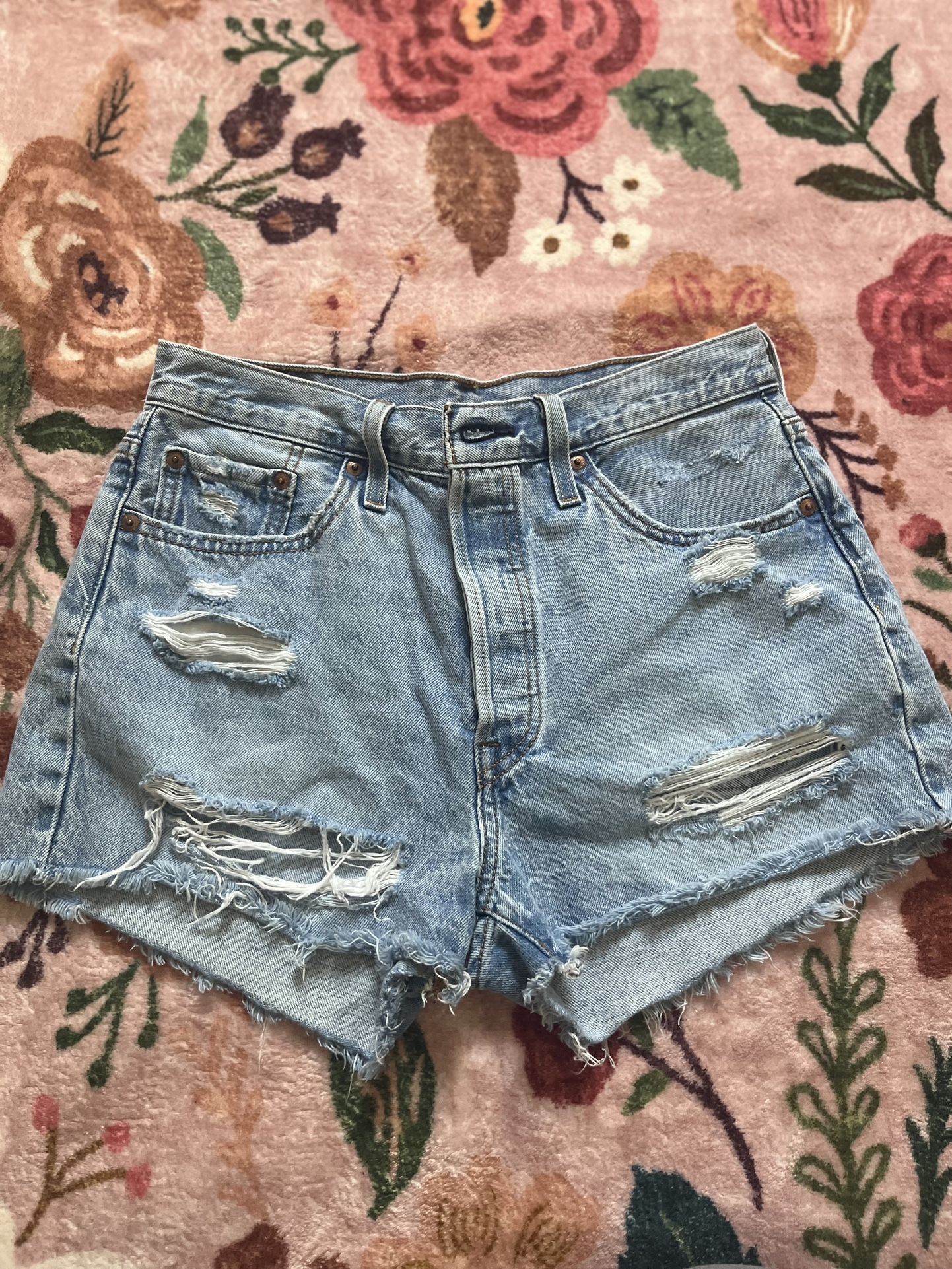 501 Levi’s Shorts Size 7-9