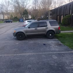 2003 Ford Explorer